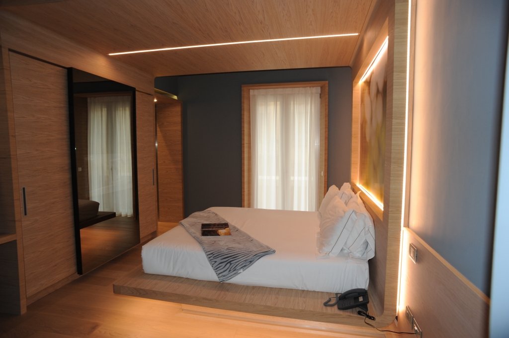 Albergo 7